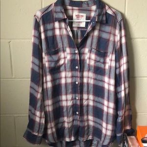 Long Sleeve Plaid Button Down Top
